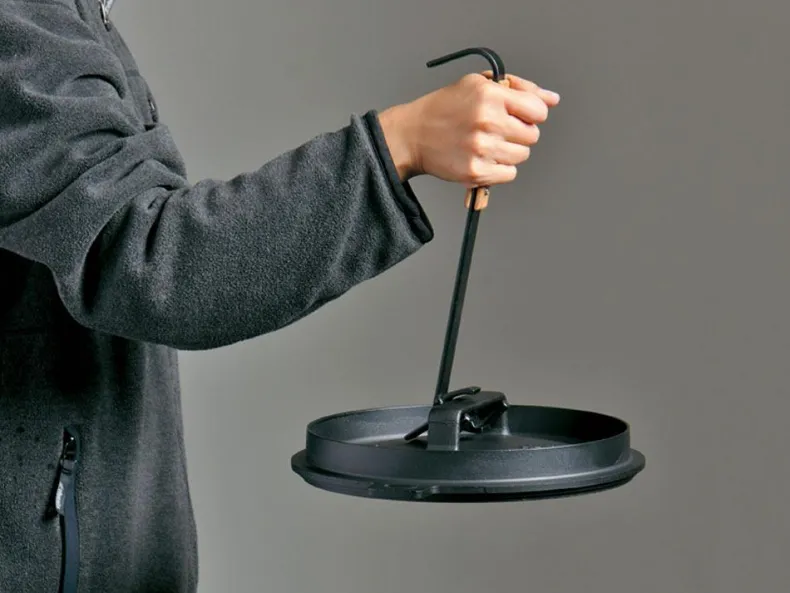 Dutch Oven Lifter Pro.