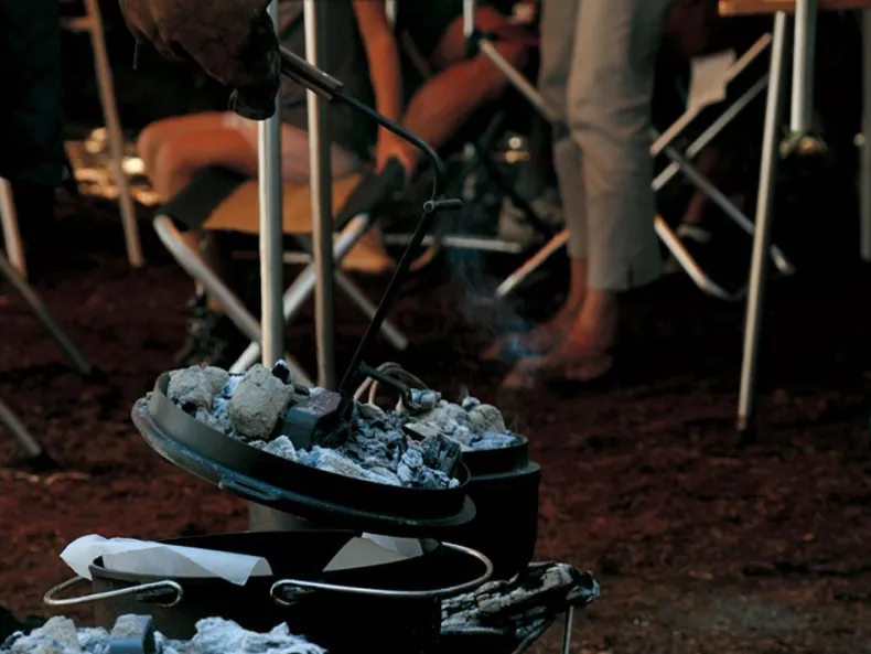 Dutch Oven Lifter Pro.